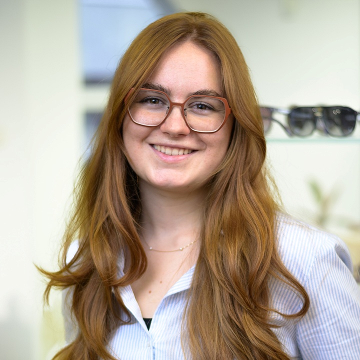 Julia Baumann - Optik Zeugin